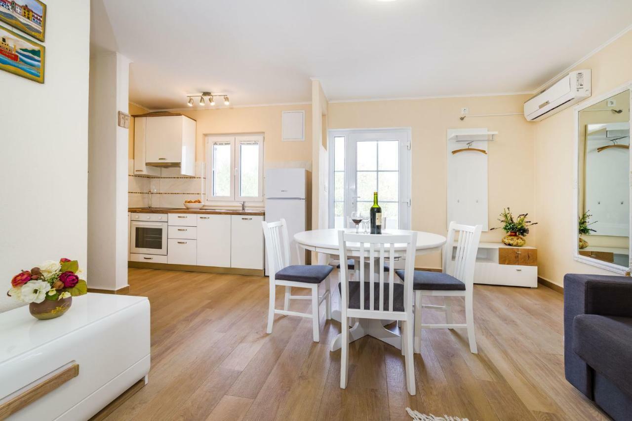 Long Island Olive Apartment Sali Luaran gambar