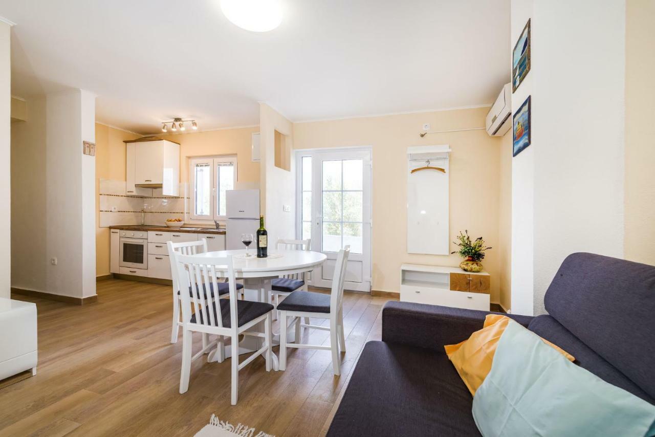 Long Island Olive Apartment Sali Luaran gambar